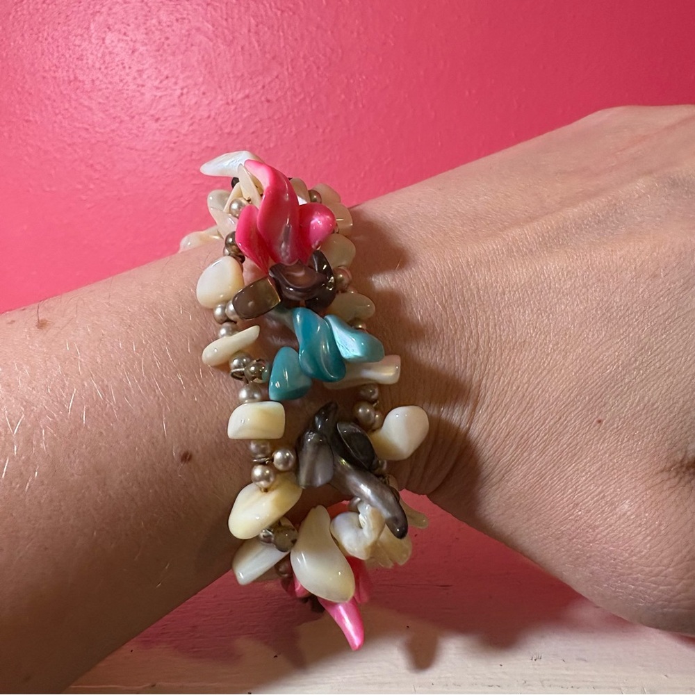 Vintage Colorful Beaded Women's Shell Bracelet Mother of Pearl Made in Japan GUC - Picture 4 of 6
